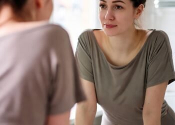 Он стыдился меня, пока я не перестала стыдиться его